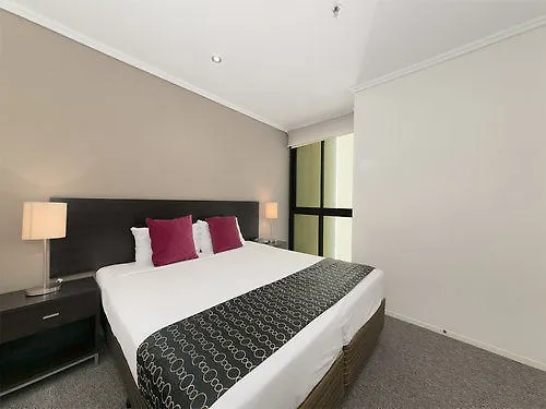 **** Aparthotel Quest River Park Central Brisbane Australia